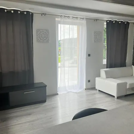 R&h Ubytovani U Ceskeho Krumlova - Milenecky Azyl - Penzion - Apartman Semesterbostad Chvalšiny
