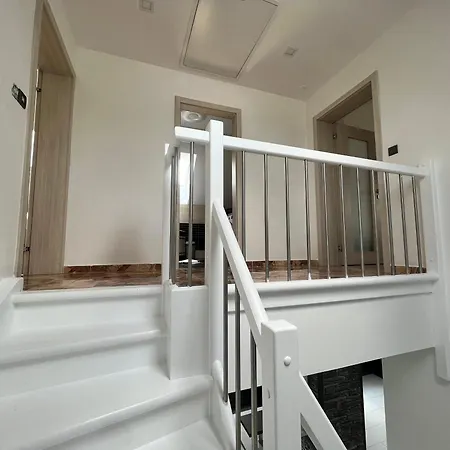 R&h Ubytovani U Ceskeho Krumlova - Milenecky Azyl - Penzion - Apartman Semesterbostad *